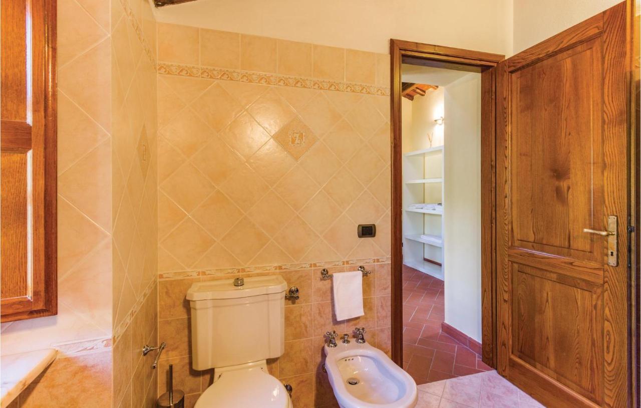 Beautiful Home In Pieve A Elici -Lu- With Kitchen Massarosa Exterior photo